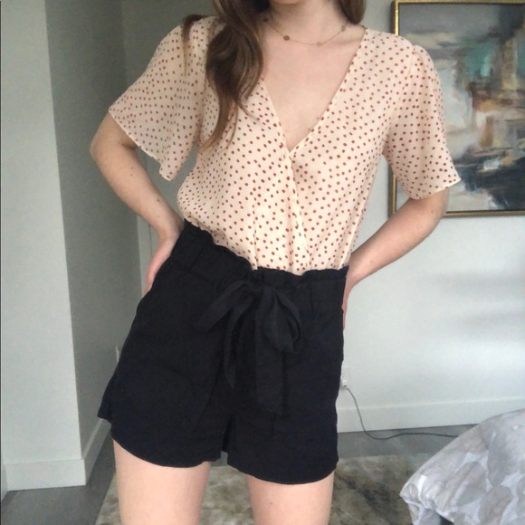 Dex black paper bag fabric shorts - Picture 2 of 13